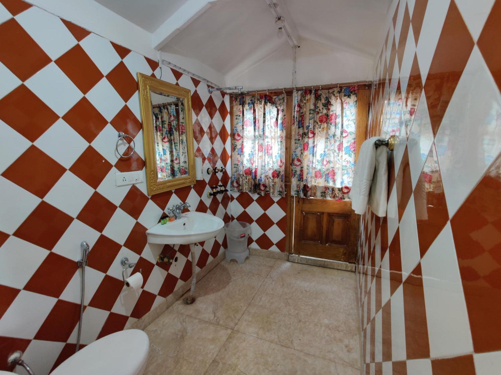 Heritage Villas - Shimla British Resort, Near Mall Экстерьер фото